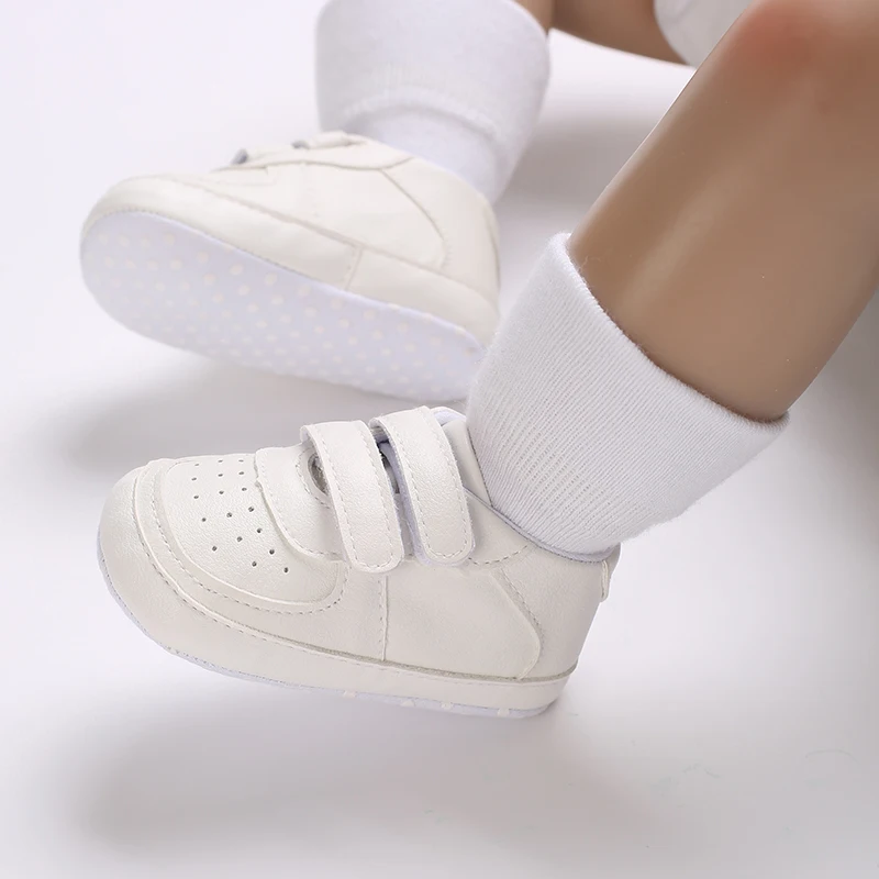 Weiße Tauf-Babyschuhe für Jungen und Mädchen, weichsohlige Baptismusschuhe, Sneakers für Neugeborene, Tauf-Lauflernschuhe – Detail 34