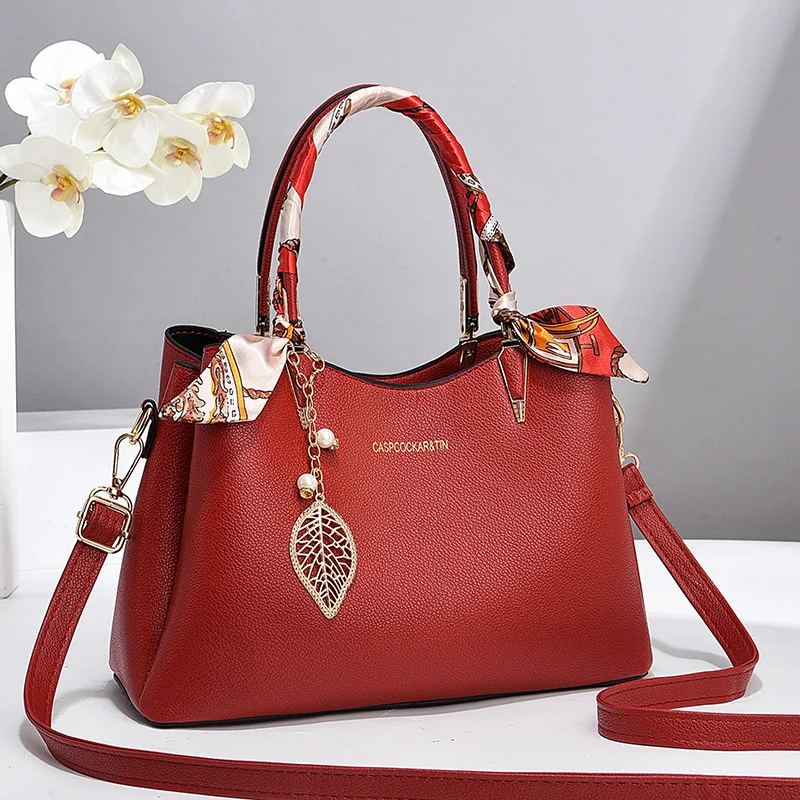 

Новая роскошная женская сумка-тоут с модным декором в виде шарфа, элегантная сумка из искусственной кожи, сумка через плечо с отстегивающимся ремнем.