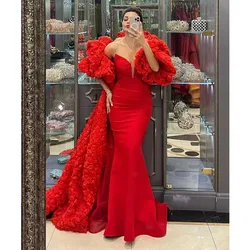 Abiti da festa formali a sirena rossa drammatica con mantello di fiori di rosa arabo 2 pezzi abito da ballo giacca lunga Chic Celebrity Dress 2024