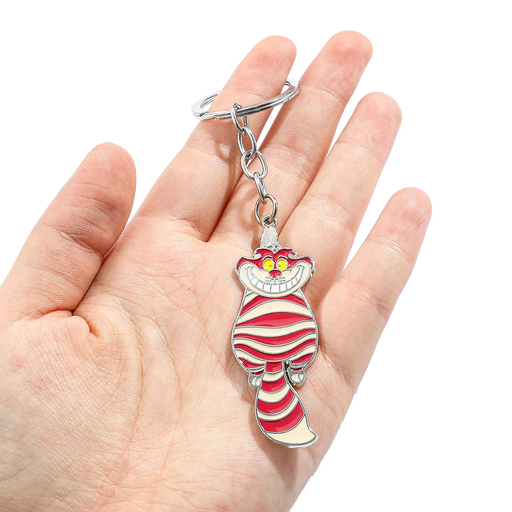 Disney Alice in Wonderland Keychain Cute Cheshire Cat Fashion Keychain Cartoon Pendant For Men And Women Jewelry Decoration