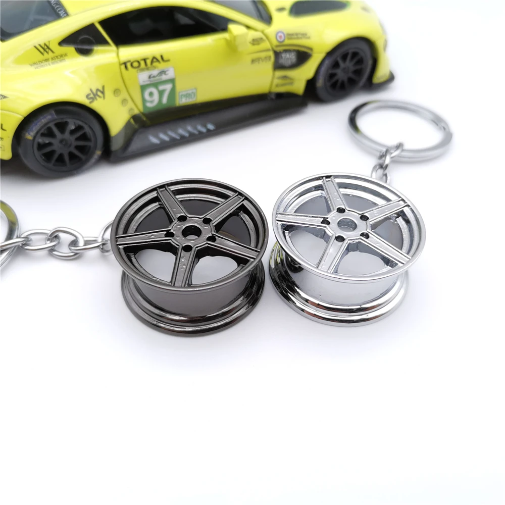 

Creative Wheel Hub Rim Model Keychain Man's Car Repair Tuning Parts Key Ring Keys Holder Keys Decoration Cool Gift