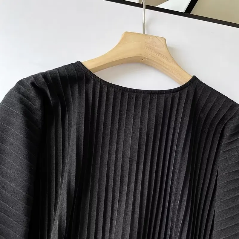 Dave&Di British Fashion Office Ladies Neck Zipper Loose  Round Pleated Top Black Casual Summer T-Shirt Women