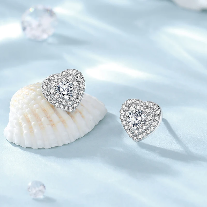 2023 NEW 925 Sterling Silver Zircons Heart Earrings Fashion Light Luxury Design Shiny Sweet Heart Jewelry Party Gift For Women