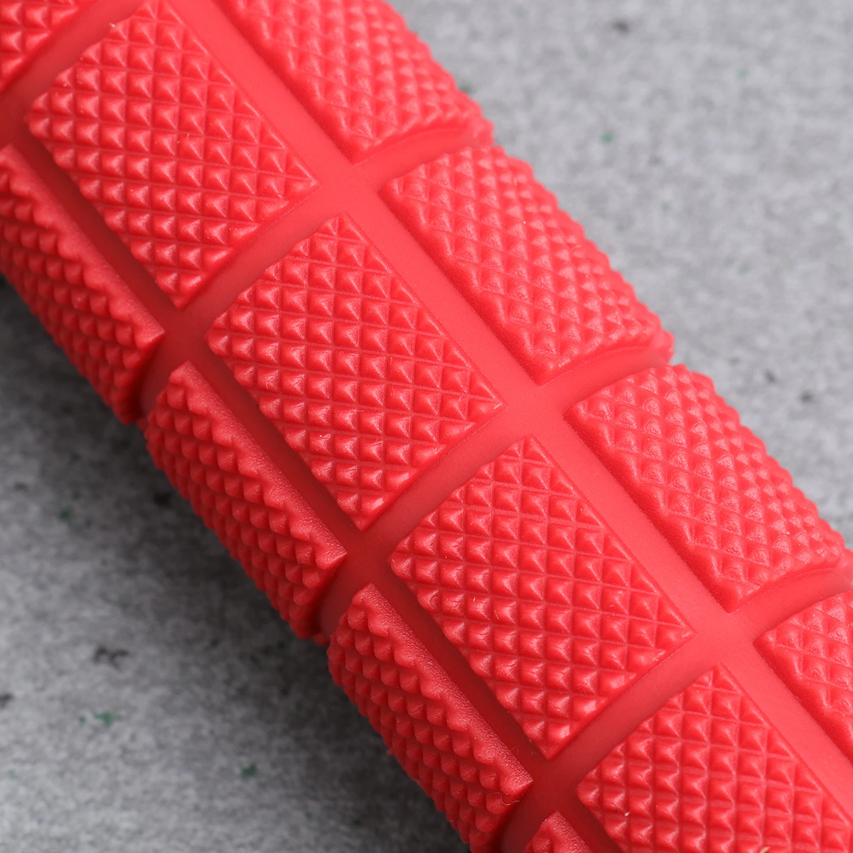 

2Pcs Anti-slip Cycle Handle Cover Handlebar Cover Bike Handlebar Grips Bike Double Handle Cover (Red)