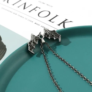 Bat negro estéreo Saturno Collar punk para mujeres joyas vintage 8 Mejores Collar de Saturno de Orb de ventas - №7