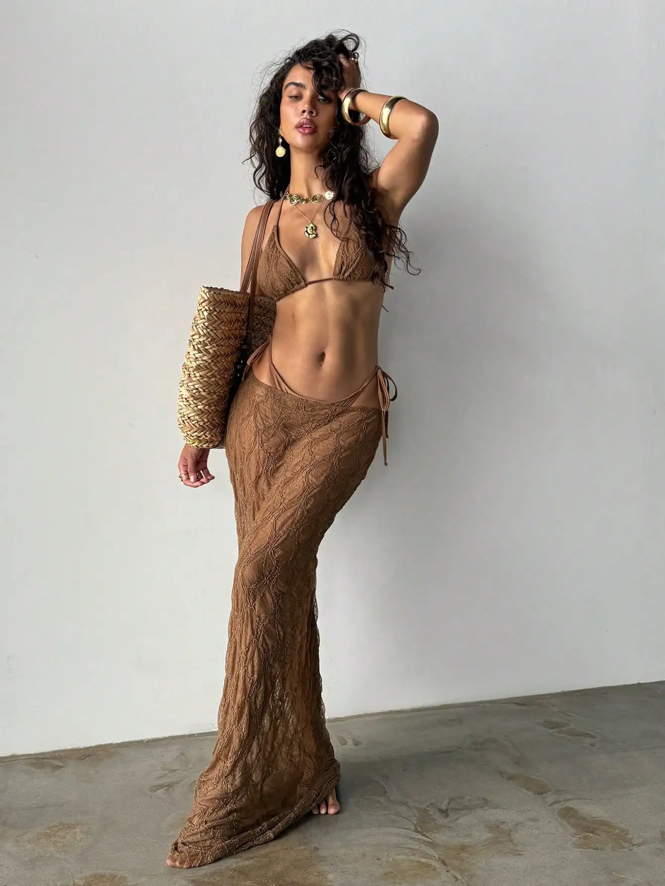 

Women's Summer Beach Solid Color Halter Tie Sexy Bikini Set With Cover-Up Skirt