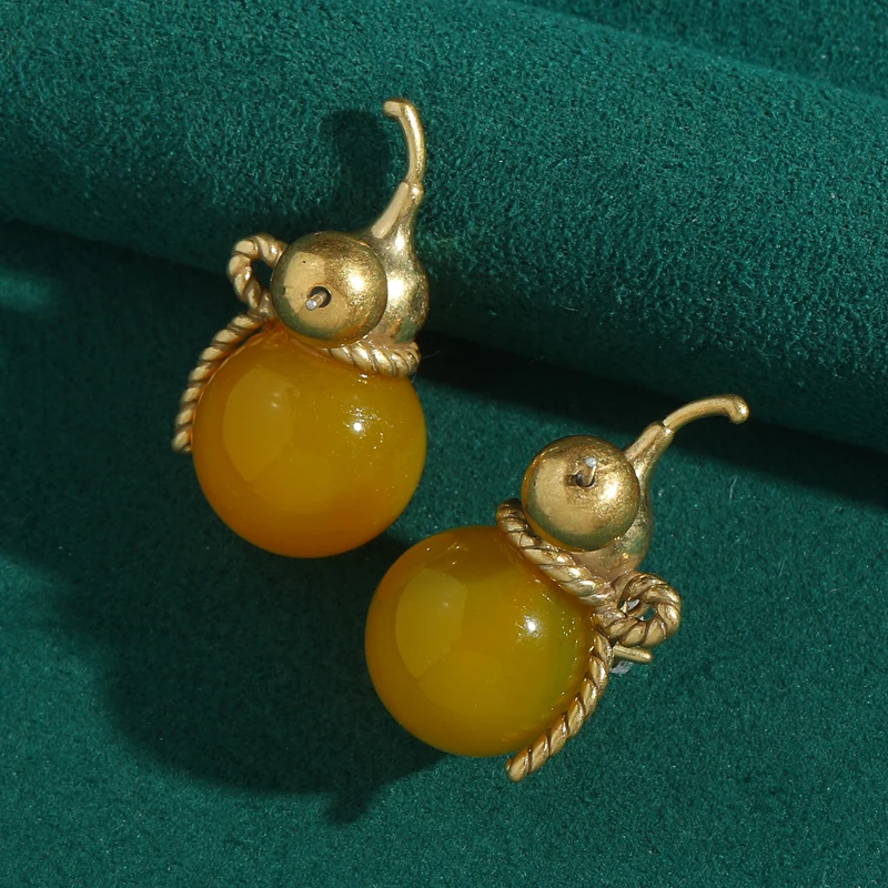 

Vintage Yellow Beeswax Gourd Earrings Woman Gold Color Elegant Luxury Quality Jewelry Natural Stone Designer Chinese Style 2025