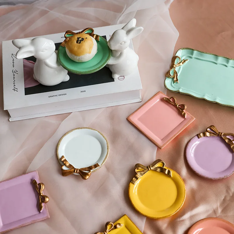 

Retro Bow Relief Jewelry Storage Trays Home Use High-end Decorative Display Dish Exquisite Snacks And Desserts Tray
