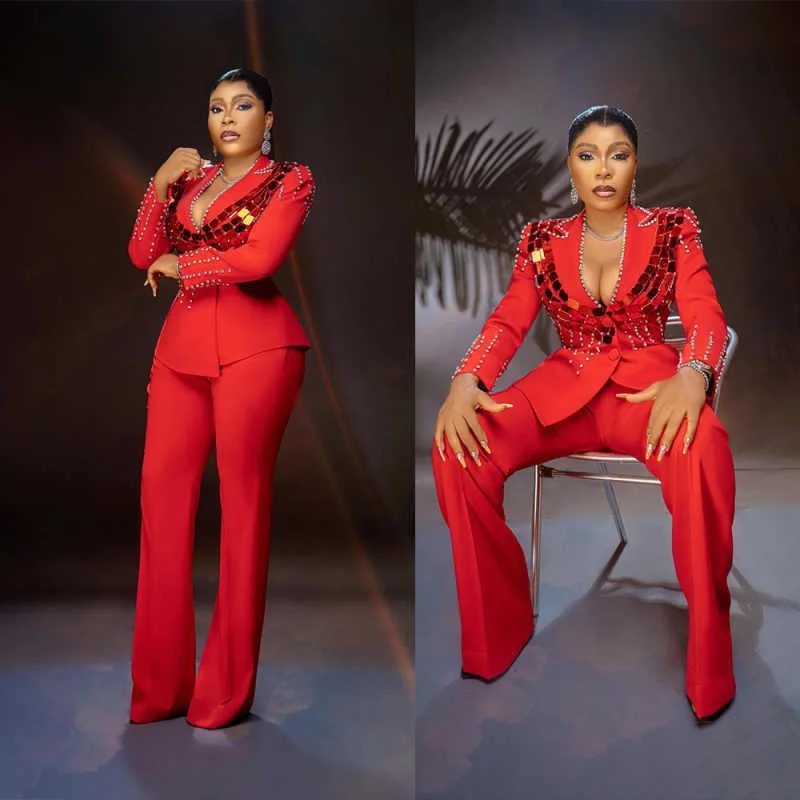 

Sparkly Crystals Mother Of The Bride Suits Plus Size 2 Pieces Single Breasted Blazer Customized Wedding Guest Formal Wear