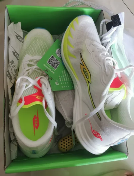 

Уличные кроссовки для бега по пересеченной местности для мужчин и женщин, легкие дышащие кроссовки с толстой подошвой, нескользящая альпинистская обувь