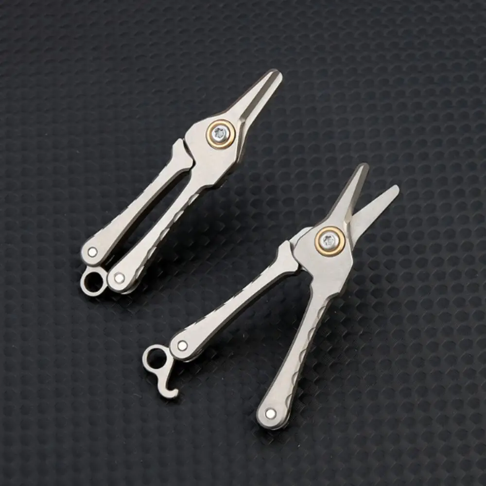 Tijeras mini de titanio para recortar barba y nariz – Portátil - imagen 3