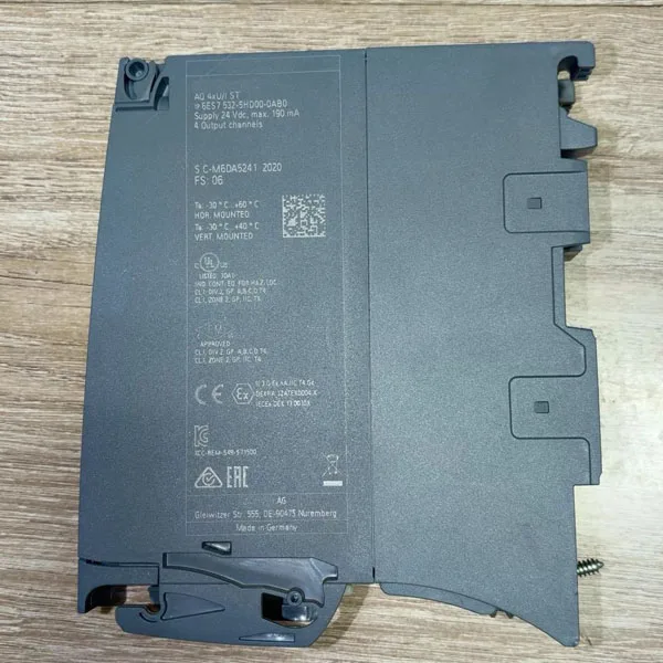 6ES7532-5HD00-0AB0 PLC analog output module