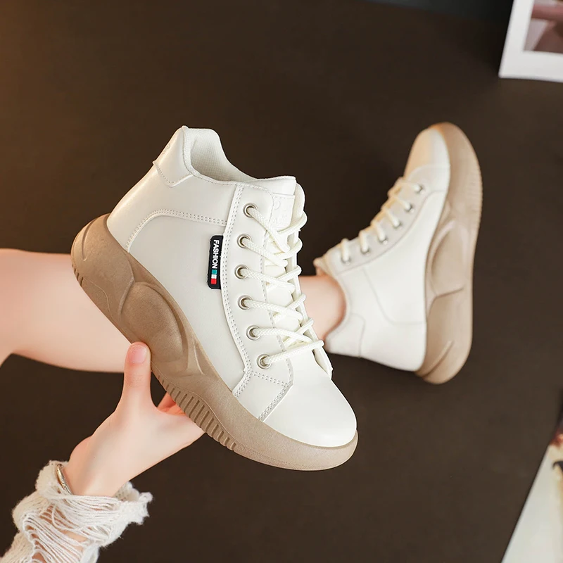 

Кожаные высокие спортивные ботинки для женщин: удобные, осенне-зимние, модные, повседневные, износостойкие, с резиновой подошвой и круглым носком