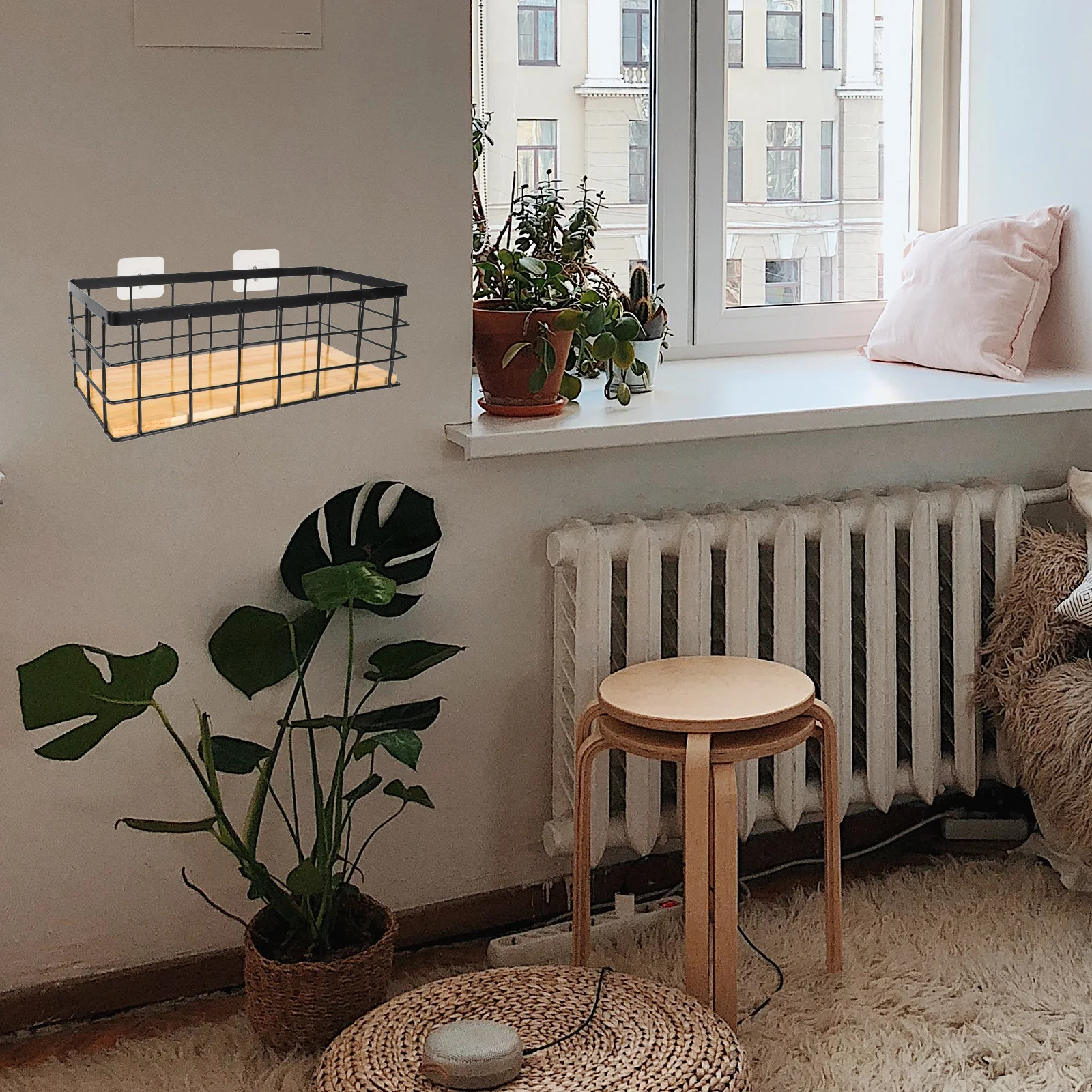 

1Set Large Capacity Iron Storage Basket Black Wall Mounted Organizing Basket with Wood Base for Household Sundries