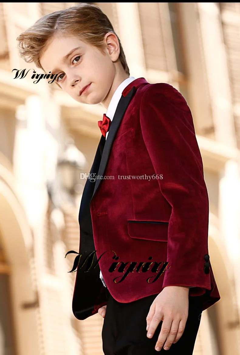 Velvet Boys Suit Three Piece Jacket Vest Pants Bow Tie Wedding Kids Tuxedo High Quality Blazer for Boys