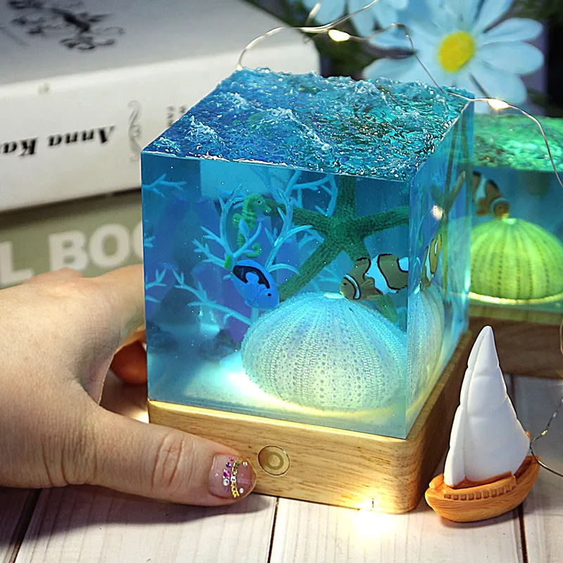 

New Underwater World Ocean Whale Resin USB Luminous Sculpture Home Decoration Handcrafted Unique Gift Desktop Ornament