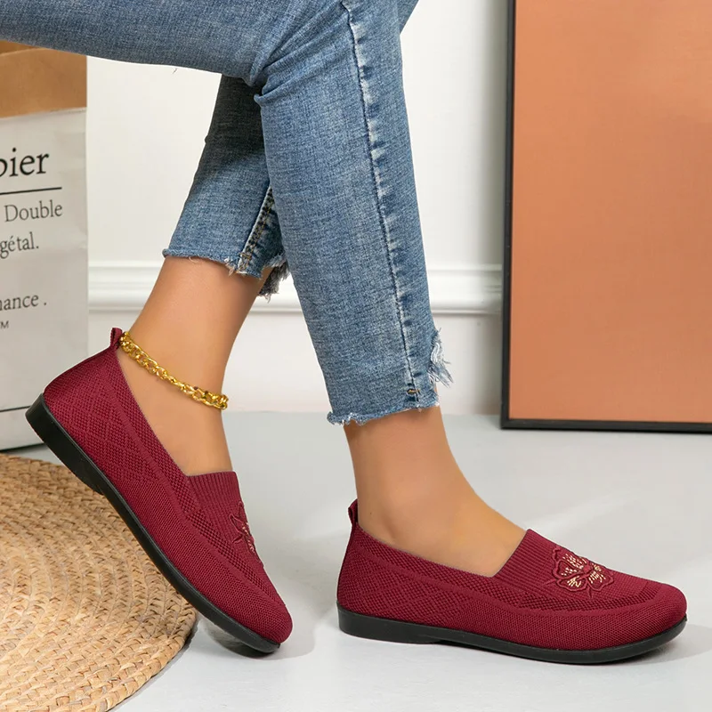 Damen-Strick-Slipper mit Blumenstickerei, flache Schuhe, atmungsaktives Mesh-Material, weiche Sohle, ideal für ältere Damen, Mütter, zum täglichen Gehen. – Detail 3