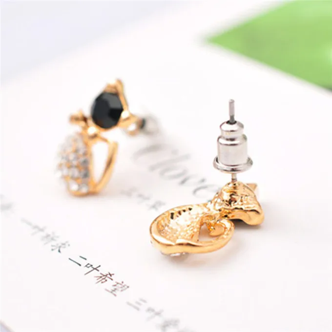 Sell Fashion Earrings Fashion Jewelry Lovely Rhinestone Cat Earrings Cute Cat Stud Earrings For Women Girls Gift Wholesale