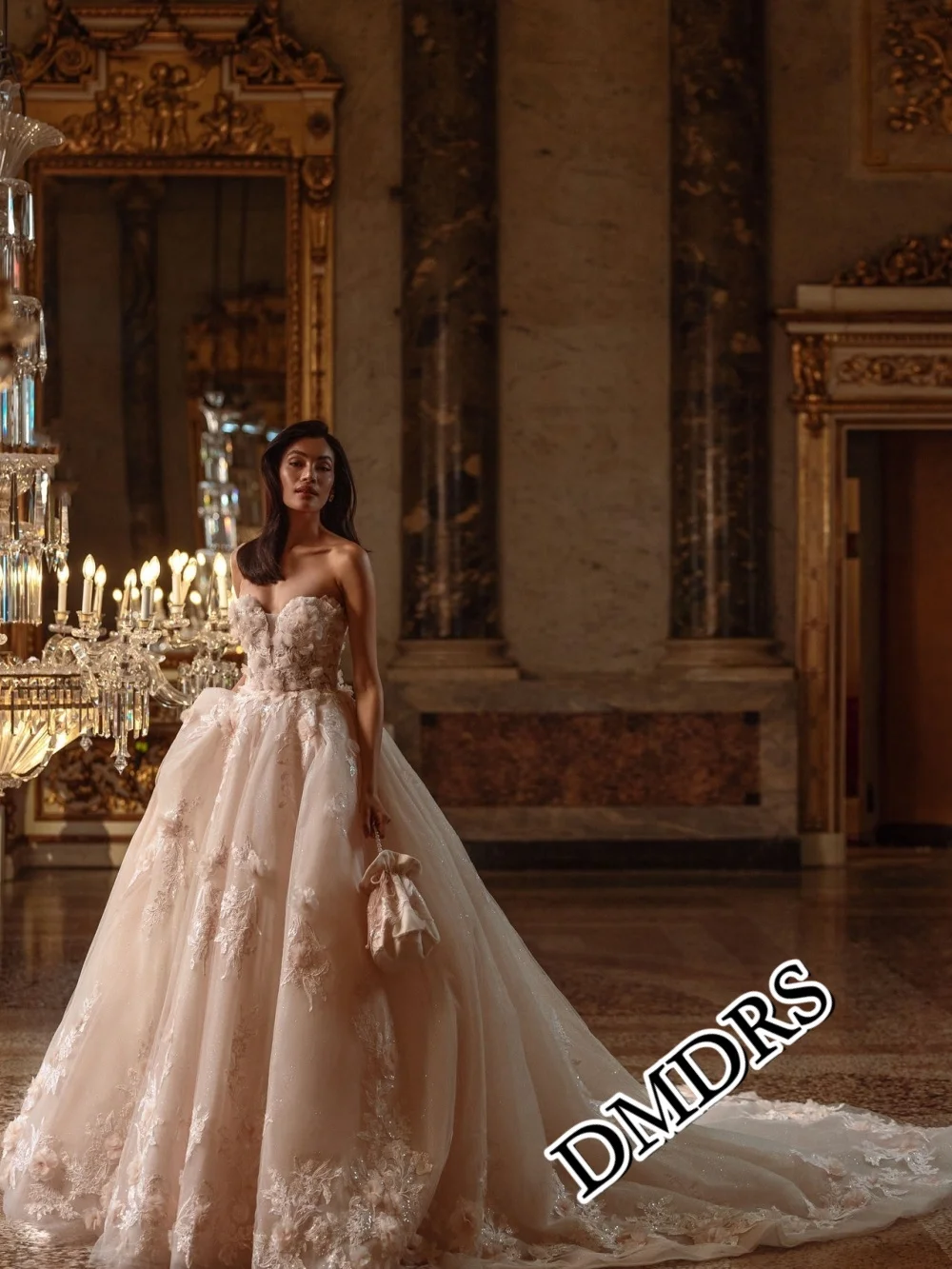 DMDRS Dolce 3D Abito da sposa floreale Romantico Abiti da sposa in rilievo Affascinante Appliqued Abiti da sposa lunghi fino al pavimento Abiti da sposa