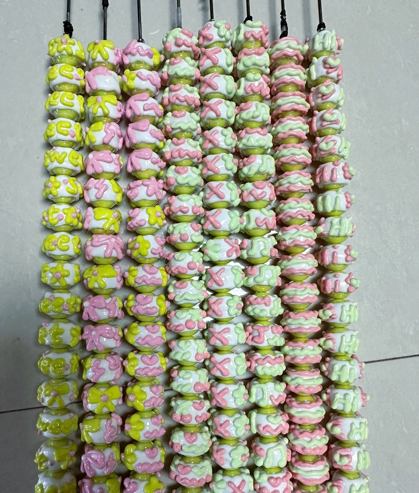 New Arrival Round Beads White Pink Green Summer Series Flower Beading Mix Drawing Handmade Beads DIY Charms for Business