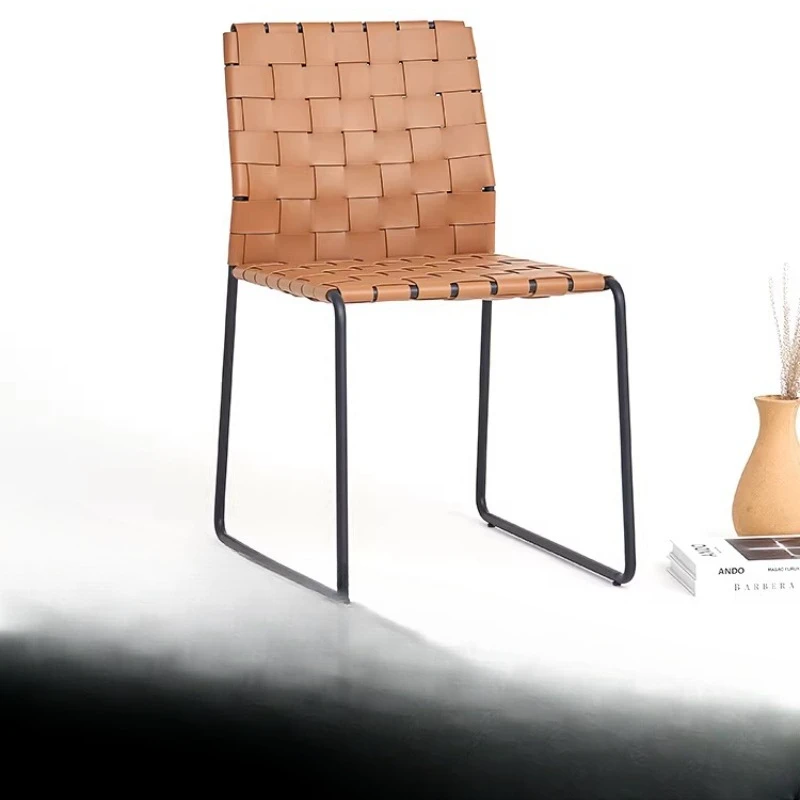

Italian minimalist saddle chair, high-end family dining table and chairs