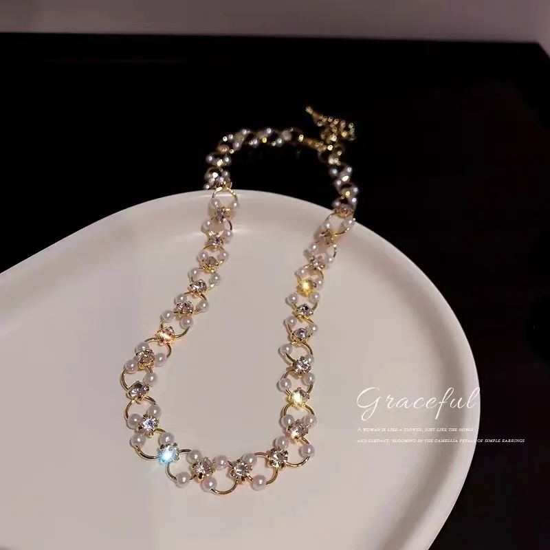 New Beads Women\'s Neck Chain Kpop Pearl Choker Necklace Gold Color Goth Chocker Jewelry On The Neck Pendant 2023 Collar For Girl