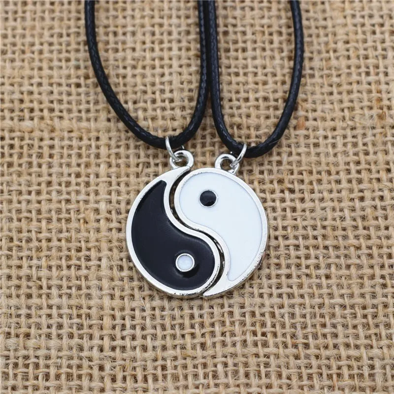 Paired Things Necklace For Couple BFF Colier Friendship Yin Yang Pendants Necklaces Black Collares Para Mujer Vintage Choker