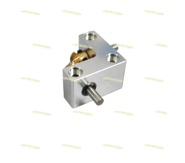 Spot 90 degree converter, speed ratio 1:1 small cone bevel gearbox right angle commutator, output shaft diameter 4mm