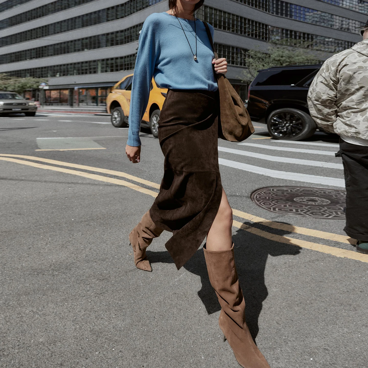 กระโปรงยาวทรงเข้ารูปสีน้ำตาลกาแฟสำหรับผู้หญิง ผ้าอื่นๆ ใช้ได้หลากหลาย