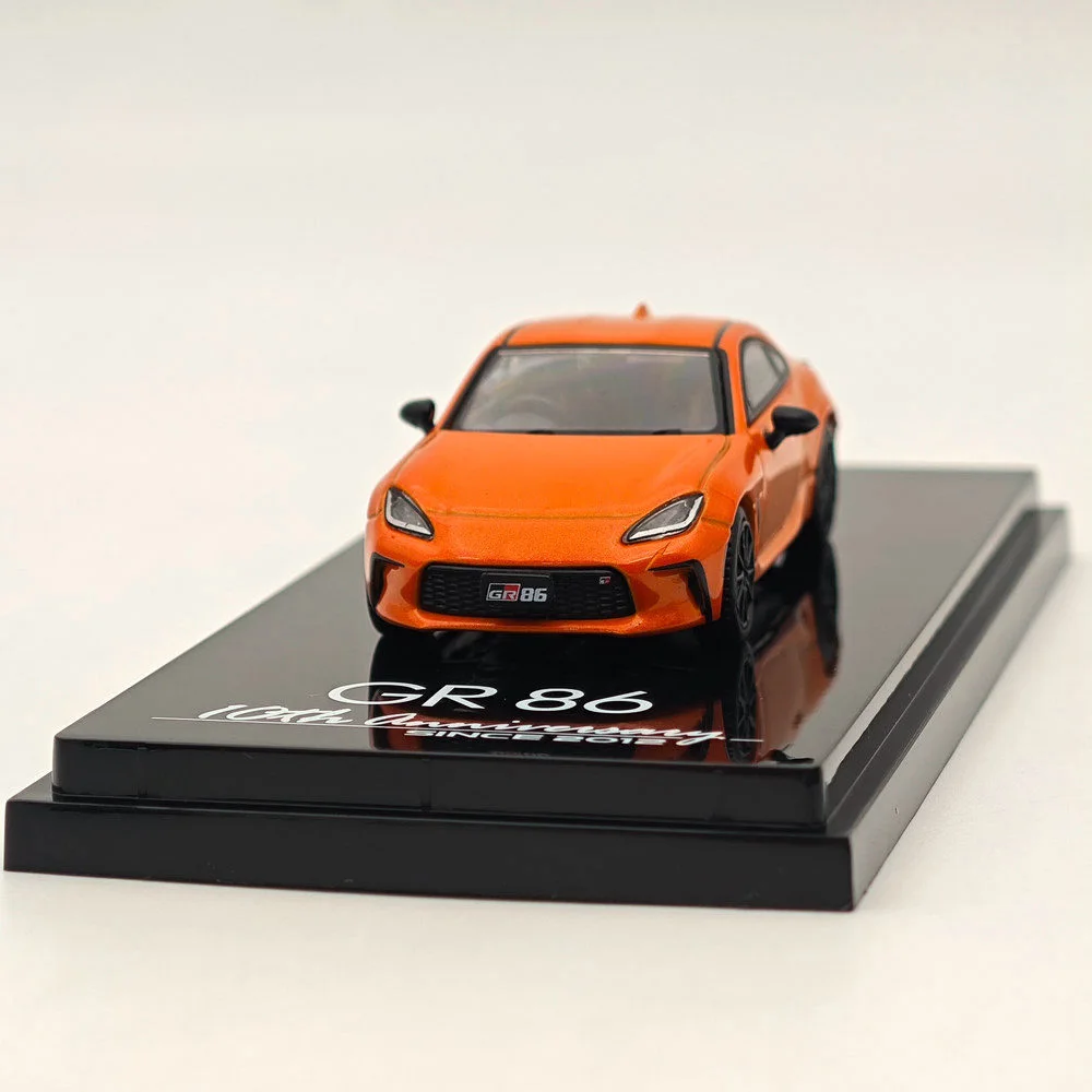 Hobby Japan 1:64 for GR86 RZ 10th Anniversary Limited With Genuine optional rear spoiler Flame Orange HJ643048P Models Car