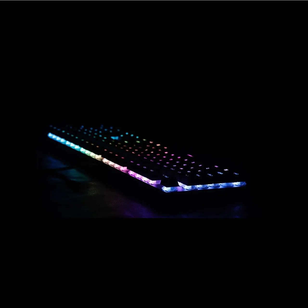 Teclado mecánico con cable USB, múltiples modos de iluminación, sistema de retroiluminación RGB, dedicado a juegos esports, 108 teclas