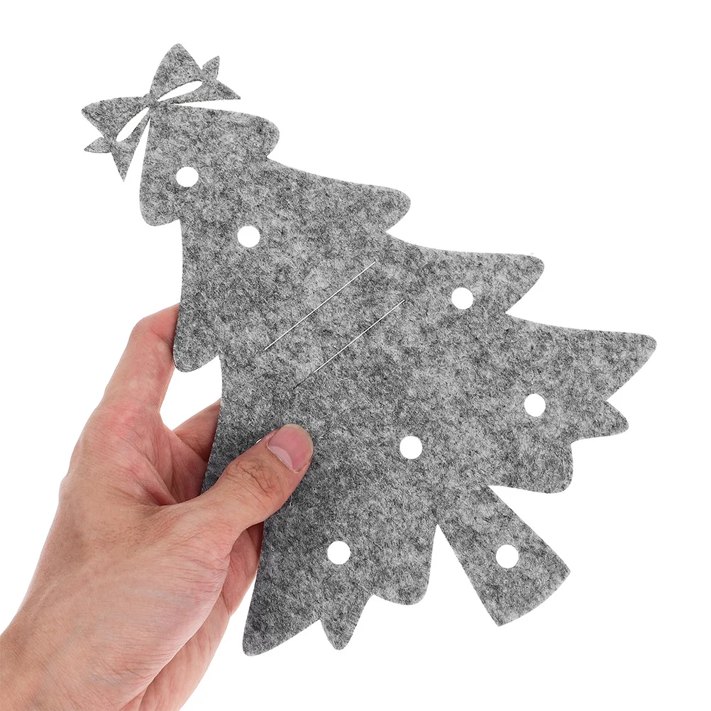 ชุดถุงใส่ช้อนส้อมลายต้นคริสต์มาส 8 ชิ้น ปลอกคลุมมีดส้อมสำหรับเทศกาลคริสต์มาส ของตกแต่งโต๊ะอาหาร ปลอกใส่ช้อนส้อมคริสต์มาส