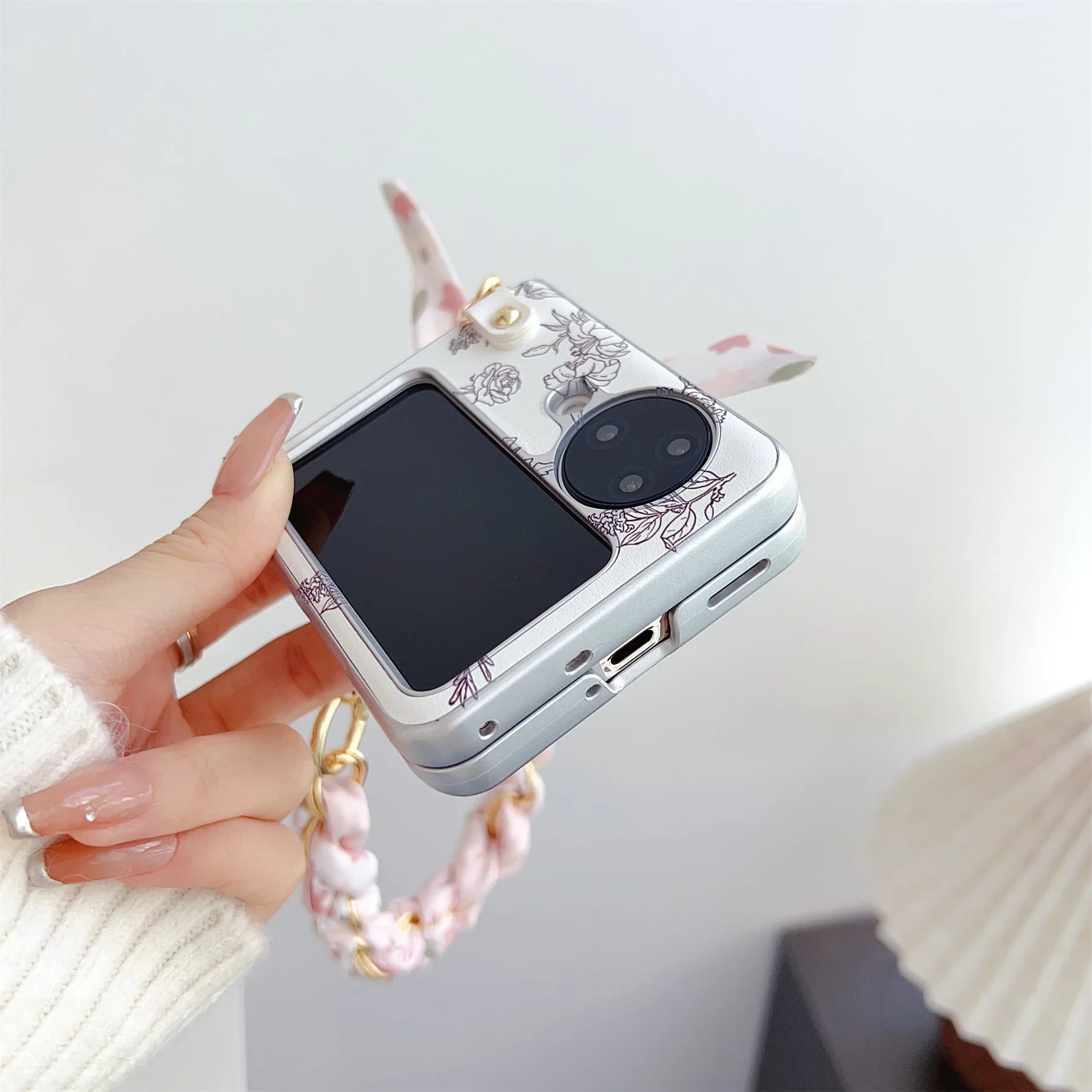 Fashion Korean Sketching Flower Leather Scarf Handheld Wrist Strap Case for OPPO Find N2 FLIP Find N3 Flip Shockproof Back Cover