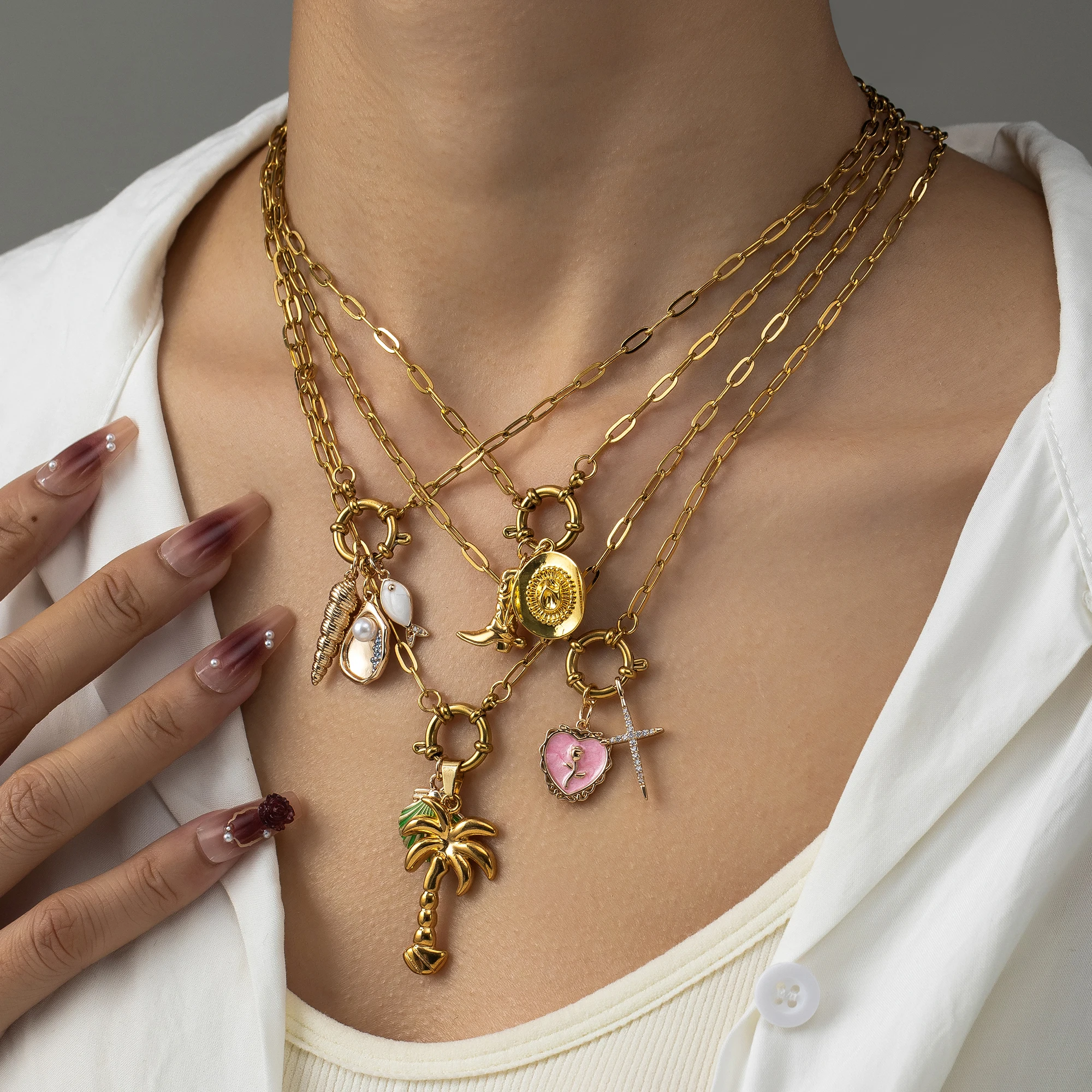 Fashionable 18K gold-plated color preserving women's necklace, suitable for daily wear as a gift for wives and mothers