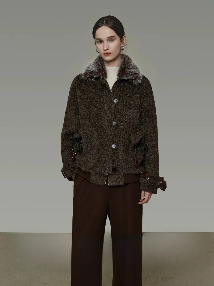 

Unspoken Women's Short Woolen Coat with Fur Collar Loose Fit Stylish Commute Winter 2025 New Arrival Fashion Outerwear
