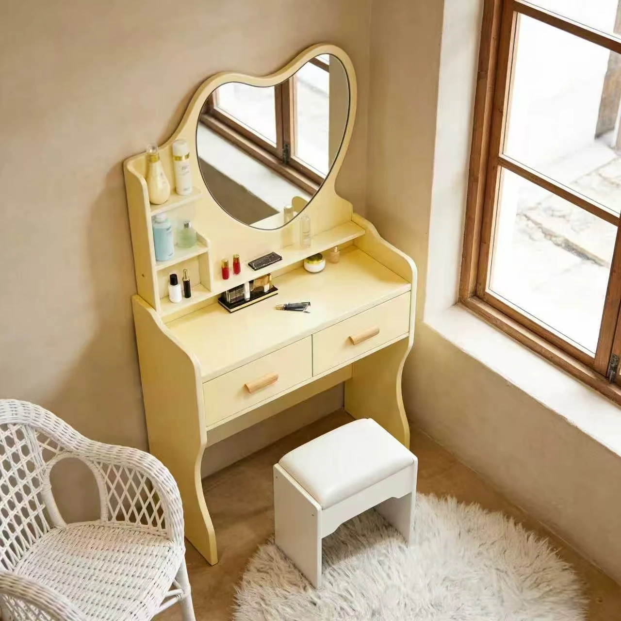 

# Hot Sale Heart-Shaped Dressing Table 2 Drawer Storage Makeup Vanity With Stool For Bedroom Small Apartment