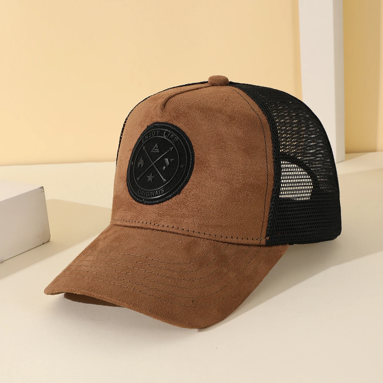 Retro-Baseballkappe aus Wildleder-Patchwork mit rundem Logo, atmungsaktiver Sommer-Sonnenhut aus Mesh, lässiger Sonnenschutzhut für den Außenbereich – Detail 4
