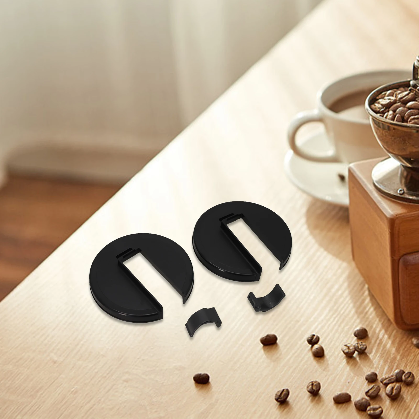 2 Buah Tutup Keranjang Seduh Kompatibel dengan Mesin Kopi Moccamaster 13114 Pegangan Anti Melepuh untuk Pengalaman Seduhan yang Aman