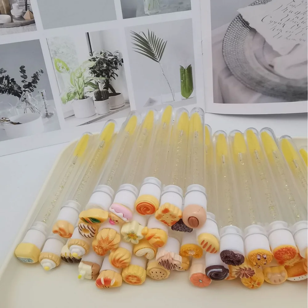 Commercio all'ingrosso Cartoon Cottura Torta Biscotti Bicky Lash Brush Tube Ciglia Lash Mascara Bacchetta Tubo Spoolie Custodie Ciglia Lash Brush Tube