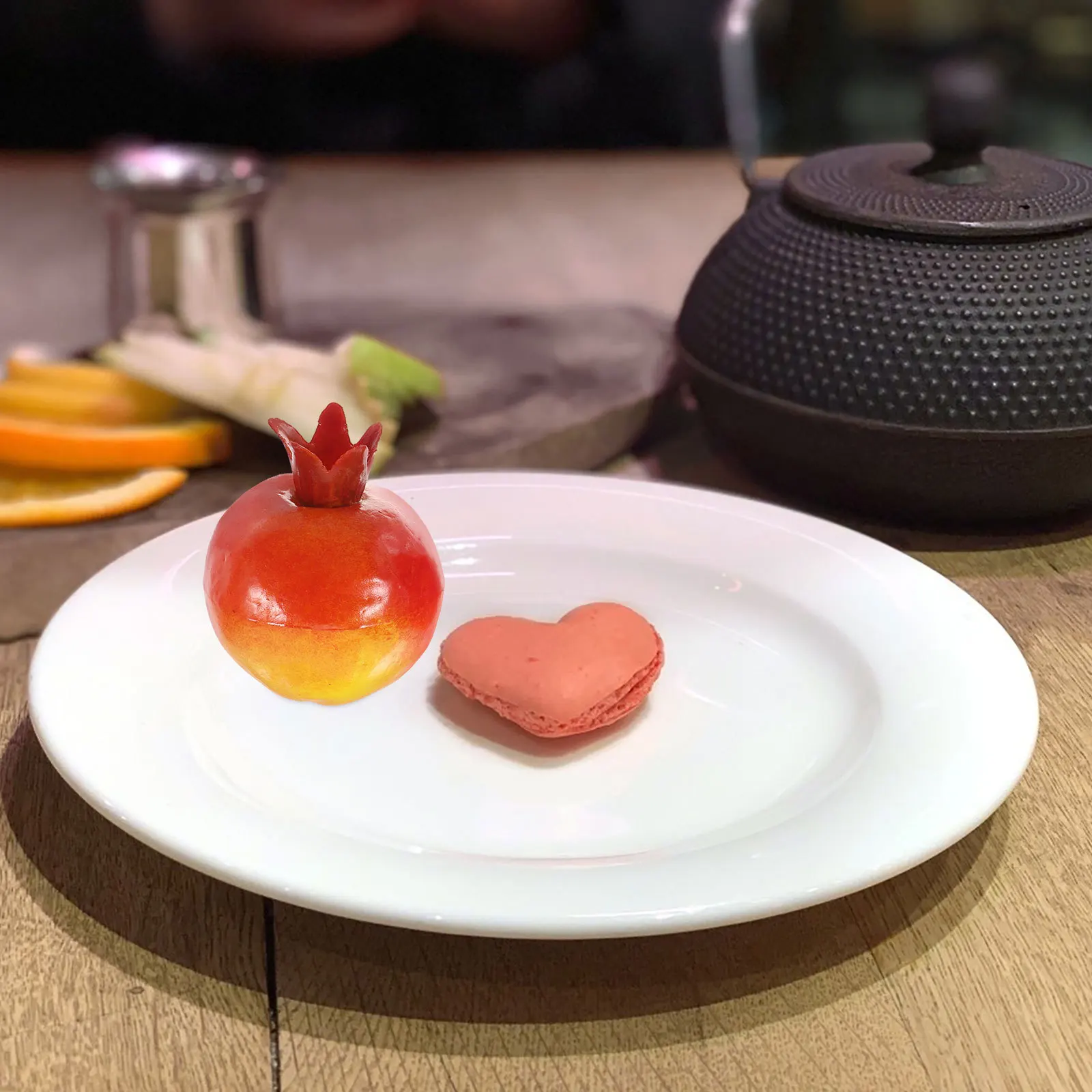 

35Pcs Artificial Pomegranates Lifelike Foam Fruits Realistic Fake Fruit for Home Party Decoration Table Display Pomegranate