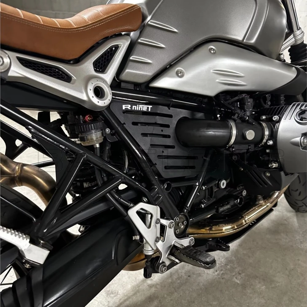 For BMW RNINET Pure Racer Scrambler R NINE T Airbox Side Cover  Side Guard Infill Panels Frame Protector Fairing Airbox Cover