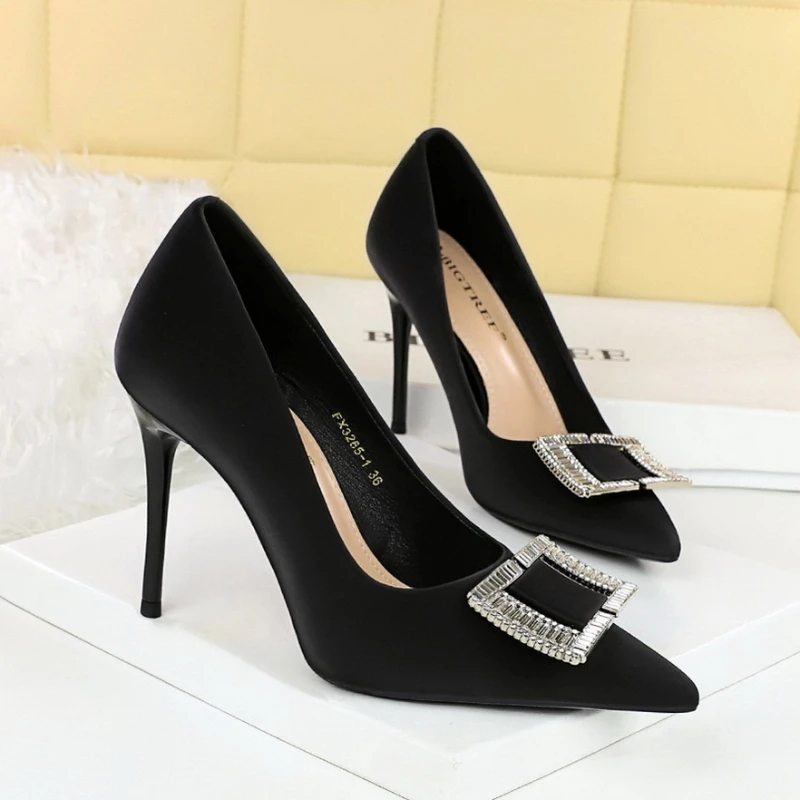 3265-K71 Black