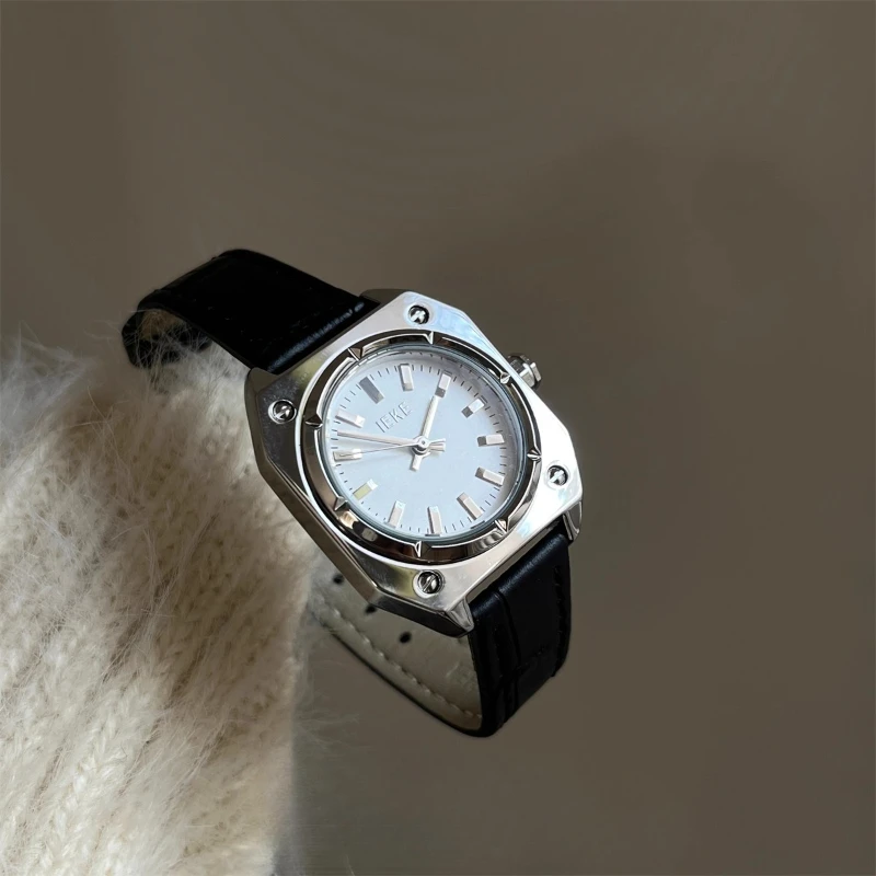 2025 waterproof quartz watch birthday gift Hong Kong style classic trend women's watch elegant, simple and retro