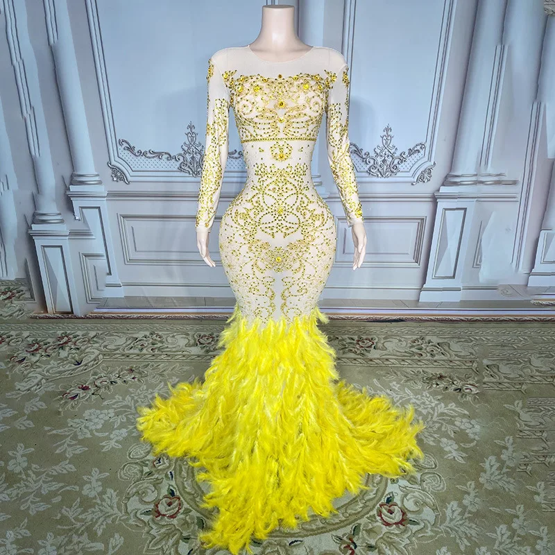 

Yellow Aura Queen Feathers Exaggerated Stage Performance Dress Red Carpet Catwalk Performance Dress Vestidos Para Festas De Luxo