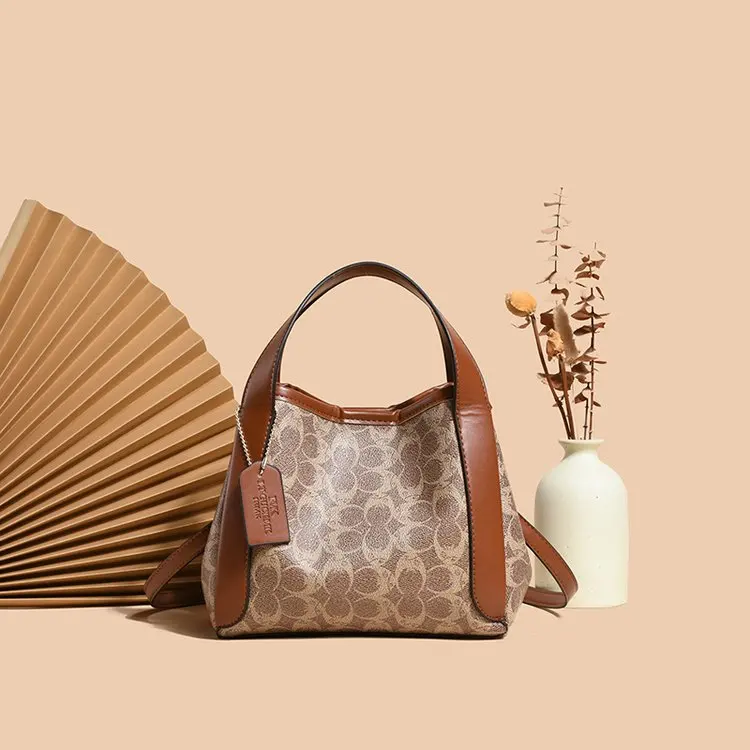Stylish Solid Color Designer Diaper Bag Women Luxury Leather Tote Large Capacity Elegant Crossbody Handbag For Simple Chic