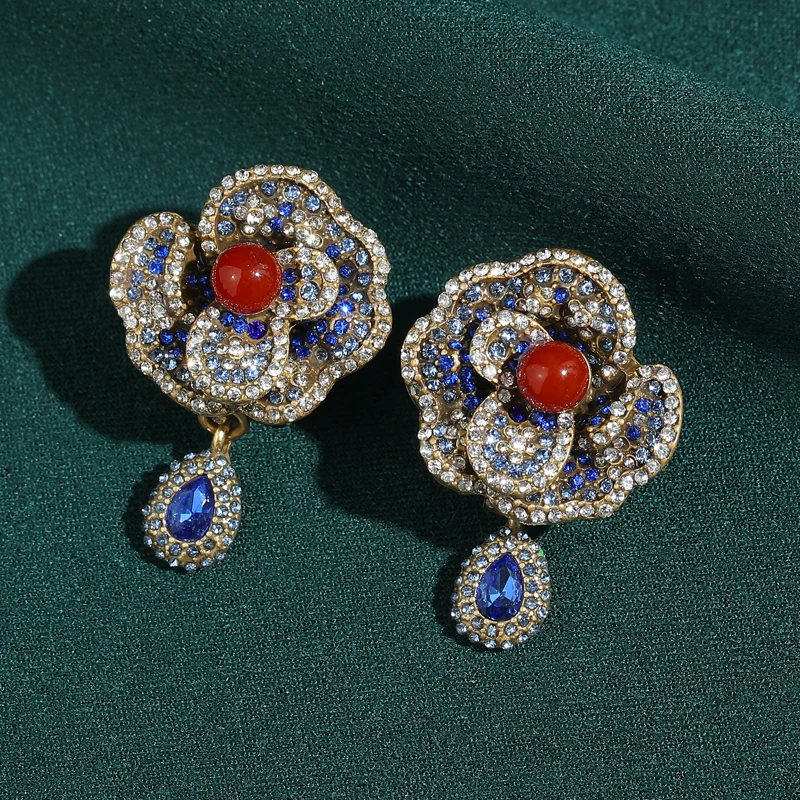 

Vintage Flower Jewelry Natural Stone Earrings Inlay Red Agate Pendant Blue Crystal Accessories 2026 Female Retro Palace Art Deco