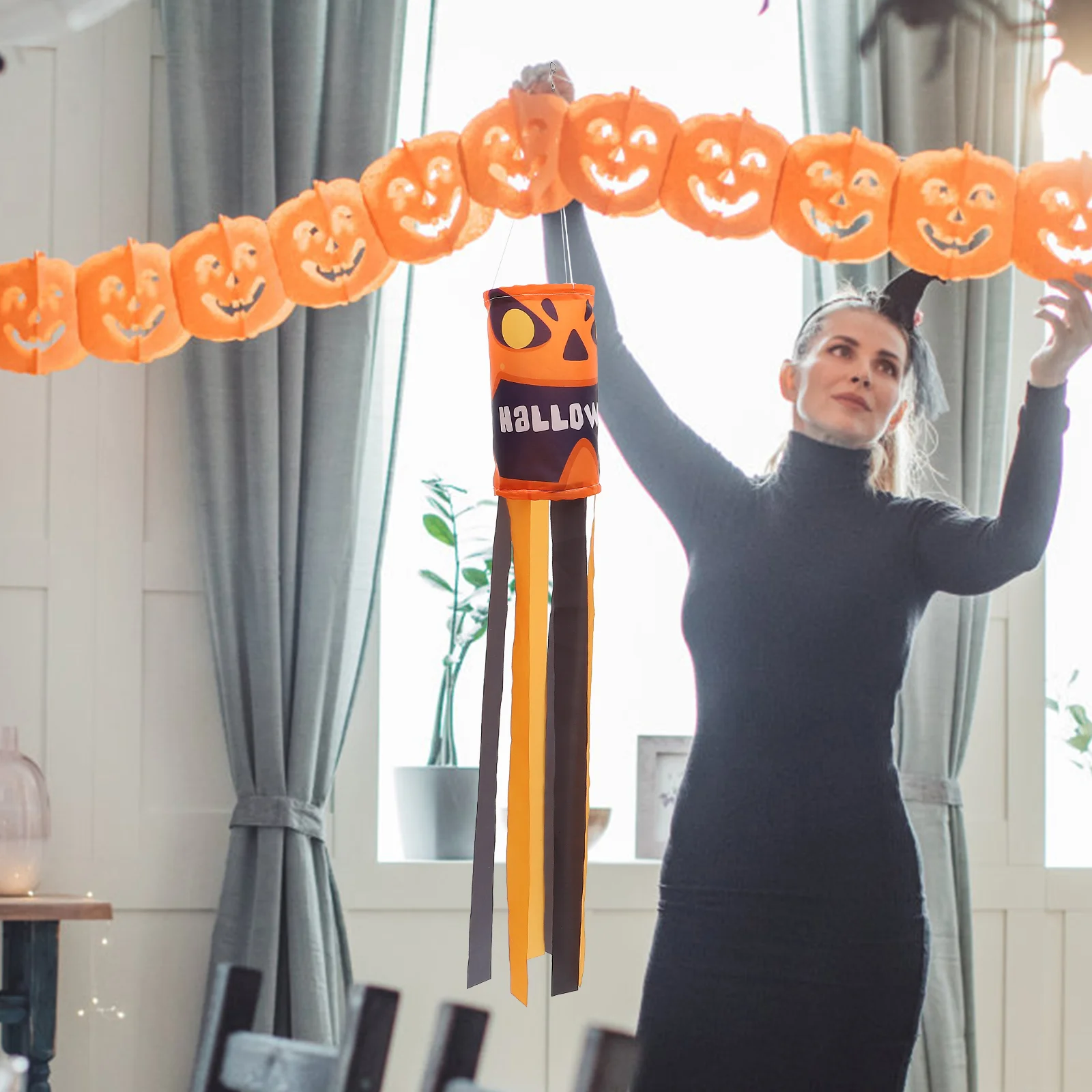 

Halloween Windshield Flag Sock Supply for Yard Garden Windsock Hair Dryer Hanging Decor Direction