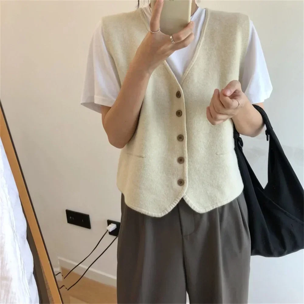 Women Knitted Female Basic Clothes Korean Style All-match Spring Simple Leisure V-neck Ladies Loose Students Daily Retro Vests