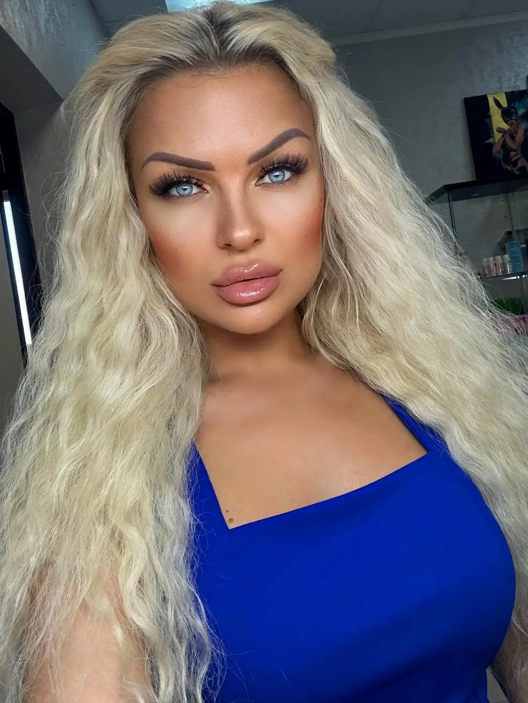 Long Natural Ash Blonde Curly Synthetic Wig Deep Wave Lace Frontal Women's Caramel Golden Blond Hair Wig Cosplay