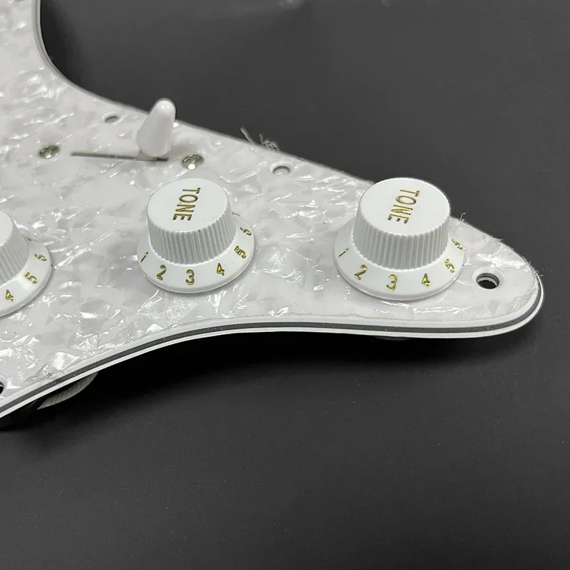 

Alnico 5 SSS Prewired Guitar Pickguard Loaded Pickguard Staggered Pickups 48/50/52mm for FD ST Guitar 9 Colors Choose